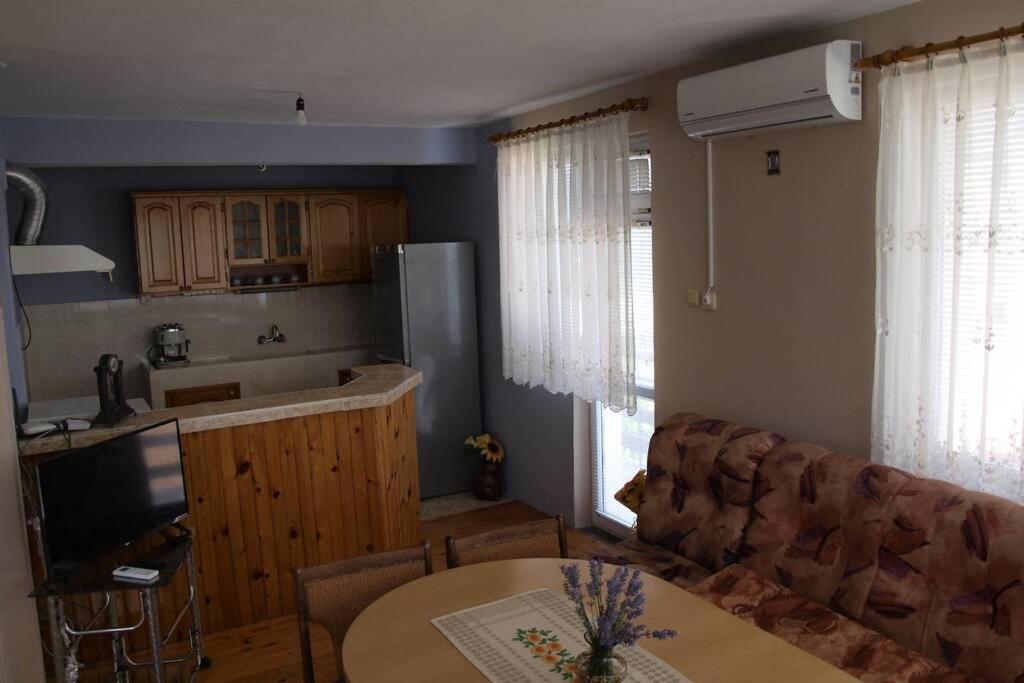 Къща За Гости Шишкови Shabla Exterior photo