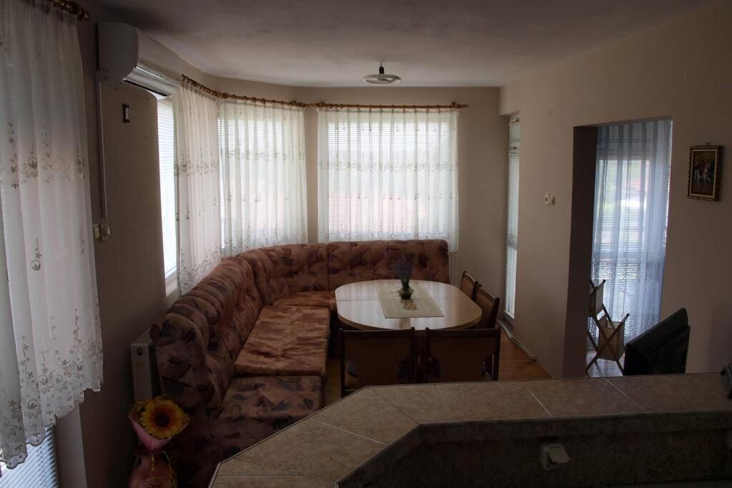Къща За Гости Шишкови Shabla Exterior photo